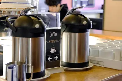 Kaffee-/Teezubehör in der Unterkunft Euro Youth Hotel Munich