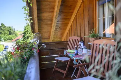 Ein Garten an der Unterkunft Ferienwohnung Lampl 7