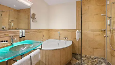 Ein Badezimmer in der Unterkunft Hotel Deutsche Eiche
