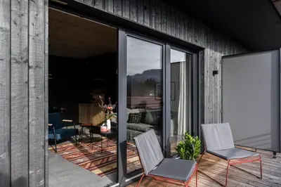 Ein allgemeiner Bergblick oder ein Berglick von der Ferienwohnung aus