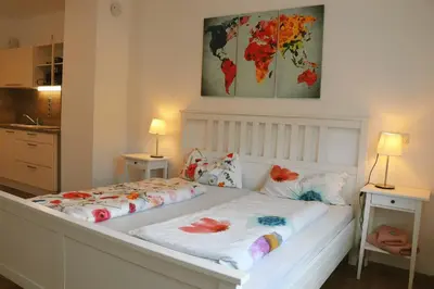 Ein Bett oder Betten in einem Zimmer der Unterkunft Helles Apartment für 1-2 Pers. mit Parkplatz und WiFi