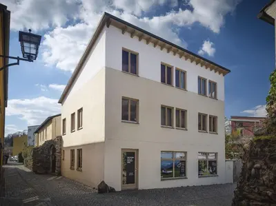 Das Gebäude in dem sich die Ferienwohnung befindet