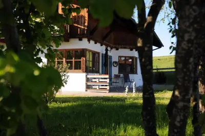 Ein Garten an der Unterkunft Ammervital - Apartments
