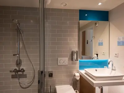 Ein Badezimmer in der Unterkunft Holiday Inn Express - MUNICH NORTH by IHG