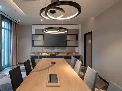 TV/Unterhaltungsangebot in der Unterkunft Holiday Inn Express - MUNICH NORTH by IHG
