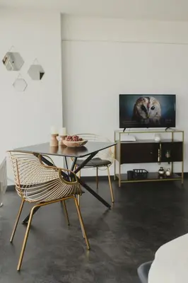 TV/Unterhaltungsangebot in der Unterkunft Hohes Apartment mit Weitblick über Augsburg