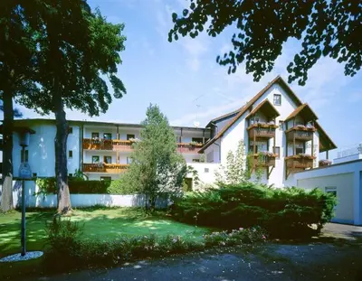 Das Gebäude in dem sich das Bed & Breakfast befindet