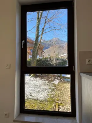 Ein allgemeiner Bergblick oder ein Berglick von der Ferienwohnung aus