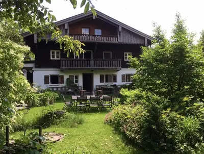 Ein Garten an der Unterkunft Ferien Haus am Feldgarten mit 160 qm für 2 bis 9 Personen