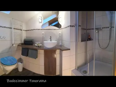 Ein Badezimmer in der Unterkunft Beste Zeit Ferienwohnung