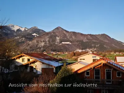 Ein allgemeiner Bergblick oder ein Berglick von der Ferienwohnung aus