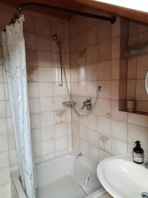 Ein Badezimmer in der Unterkunft Privatzimmer in Augsburg-Haunstetten