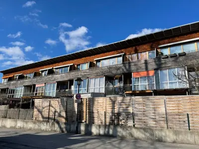 Das Gebäude in dem sich die Ferienwohnung befindet