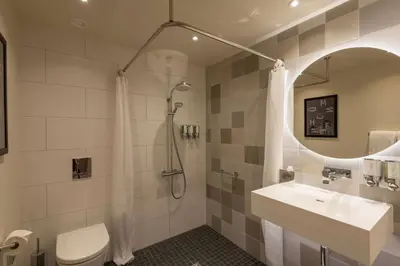 Ein Badezimmer in der Unterkunft Hampton By Hilton Munich City North