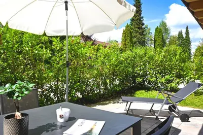 Ein Garten an der Unterkunft Apartment K13