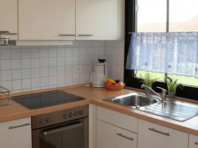 Küche/Küchenzeile in der Unterkunft Ferienhaus Nr 6, Typ C, Feriendorf Hochbergle, Allgäu