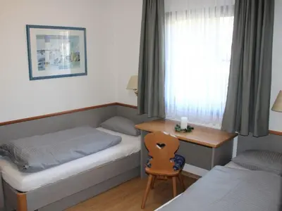 Ein Sitzbereich in der Unterkunft Ferienhaus Nr 38, Typ A, Feriendorf Hochbergle, Allgäu