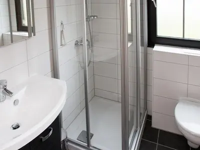 Ein Badezimmer in der Unterkunft Ferienhaus Nr 27, Typ E, Feriendorf Hochbergle, Allgäu