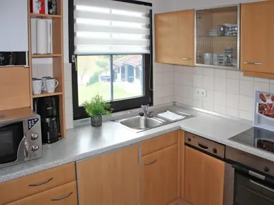 Küche/Küchenzeile in der Unterkunft Ferienhaus Nr 62, Typ E, Feriendorf Hochbergle, Allgäu