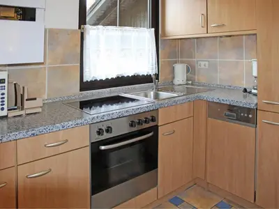 Küche/Küchenzeile in der Unterkunft Ferienhaus Nr 107, Typ A, Feriendorf Hochbergle, Allgäu