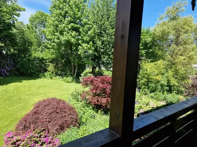 Ein Garten an der Unterkunft Ferienwohnung Leo