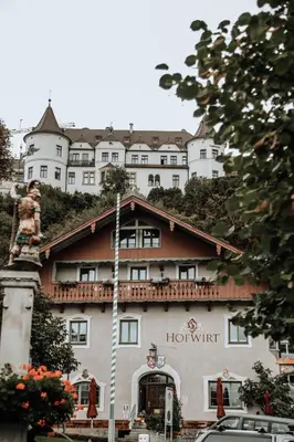 Das Gebäude in dem sich das Hotel befindet