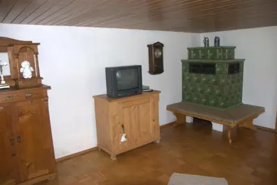 TV/Unterhaltungsangebot in der Unterkunft Ferienhaus, Bauernhof mit Angel- und Badesee, Roßhaupten, Allgäu