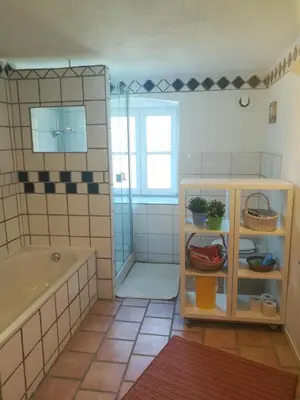 Ein Badezimmer in der Unterkunft Viel Platz in Bernbach