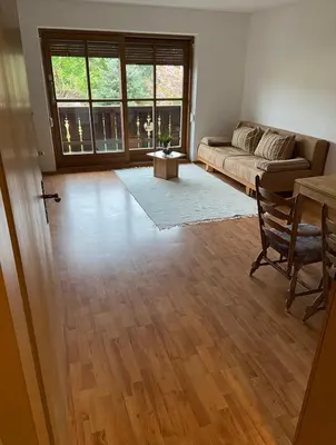 Ein Sitzbereich in der Unterkunft Ferienwohnung Wolf