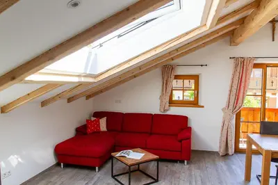 Ein Sitzbereich in der Unterkunft Ferienwohnung Leni