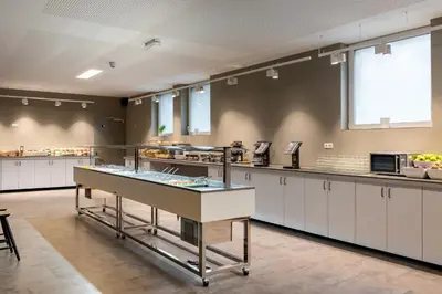 Küche/Küchenzeile in der Unterkunft a&o München Laim