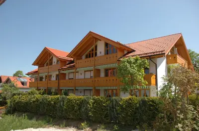 Das Gebäude in dem sich die Ferienwohnung befindet
