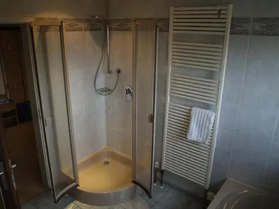 Ein Badezimmer in der Unterkunft Ferienwohnung Beate 1