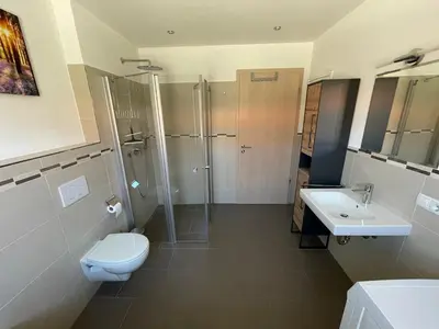Ein Badezimmer in der Unterkunft Ferienwohnung Hochriesblick
