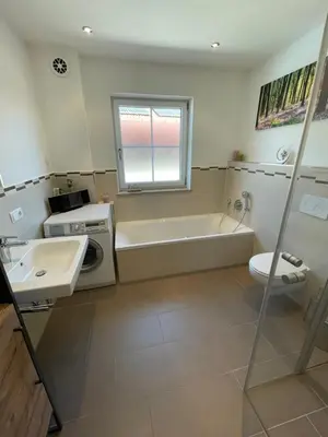 Ein Badezimmer in der Unterkunft Ferienwohnung Hochriesblick