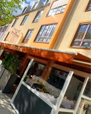 Das Gebäude in dem sich das Hotel befindet