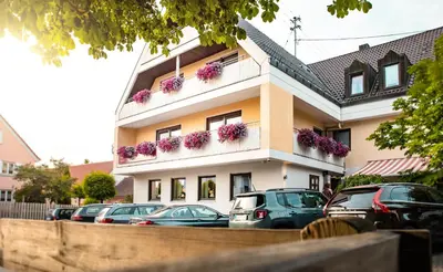 Das Gebäude in dem sich das Hotel befindet