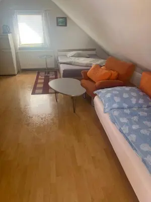 Ein Bett oder Betten in einem Zimmer der Unterkunft Übernachtung Möglichkeit