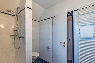 Ein Badezimmer in der Unterkunft Servus Gelting