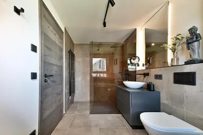 Ein Badezimmer in der Unterkunft BergCrystal