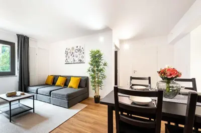 Ein Sitzbereich in der Unterkunft Urban Apartment with 2 Bedrooms