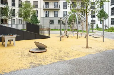 Ein Kinderspielbereich in der Unterkunft Urban Apartment with 2 Bedrooms