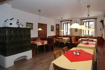 Ein Sitzbereich in der Unterkunft Pension Oberwirt