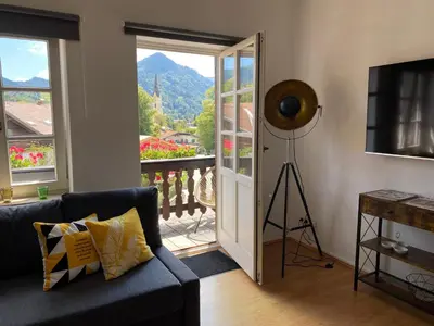 Ein allgemeiner Bergblick oder ein Berglick von der Ferienwohnung aus