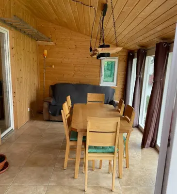 Ein Sitzbereich in der Unterkunft Ferienhaus Stefanie
