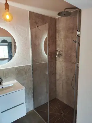 Ein Badezimmer in der Unterkunft Chiemseehof