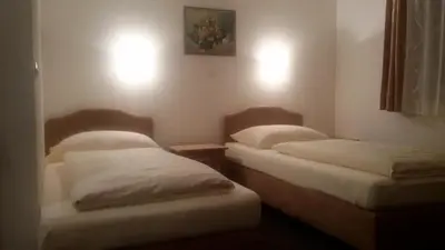 Ein Bett oder Betten in einem Zimmer der Unterkunft Hotel Echinger Hof