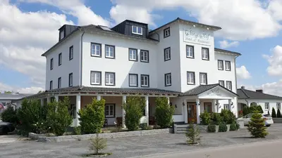 Das Gebäude in dem sich das Hotel befindet