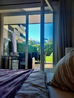 Ein allgemeiner Bergblick oder ein Berglick von der Ferienwohnung aus