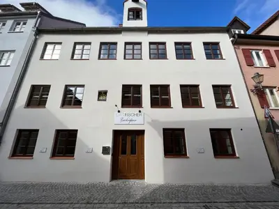Das Gebäude in dem sich das Hotel befindet